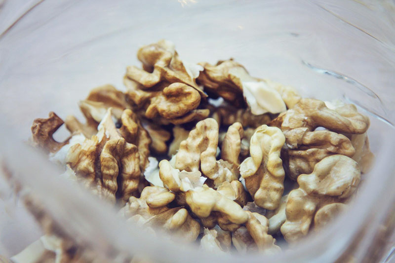 Health Benefits of Raw Walnuts in a bowl