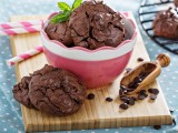 Chocolate Goji Berry Cookies