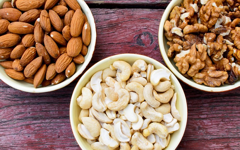 What nuts are diabetic friendly?