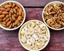 What nuts are diabetic friendly?